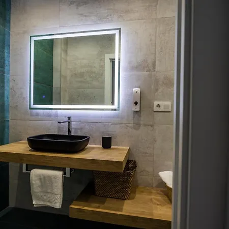 El Balcon Del Poeta شقة إل بورغو دي أوسما