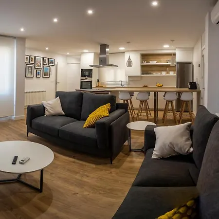 شقة El Balcon Del Poeta *